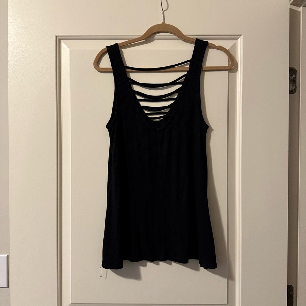 Black top with striping detail - Picture 2 of 4